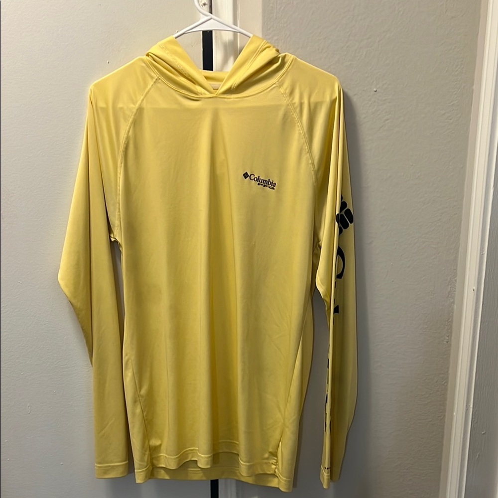 Columbia Yellow Long Sleeve Hoodie
